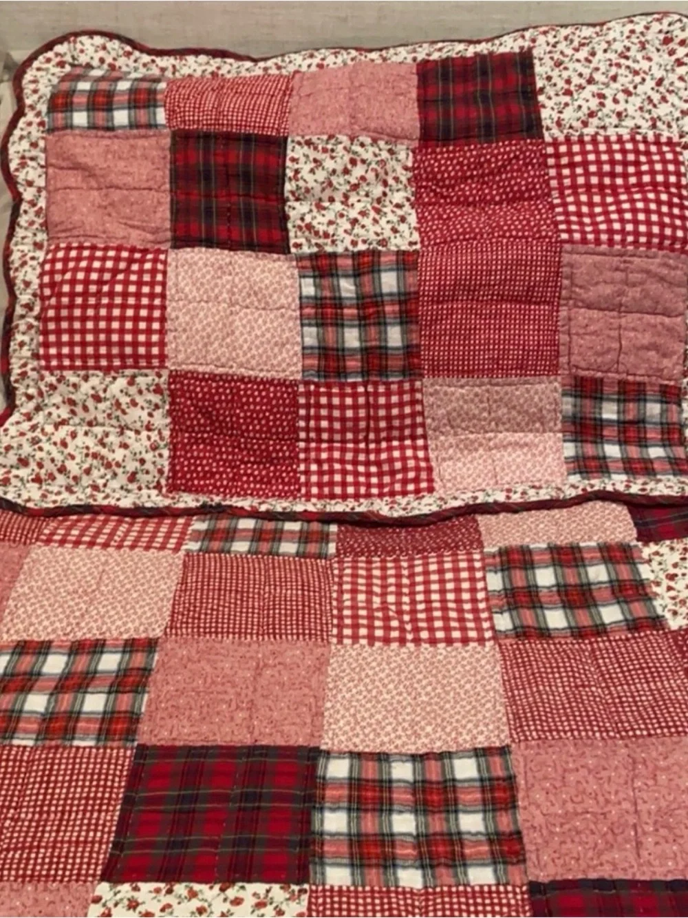 Vintage Patchwork Scalloped Quilt & 2 Shams Checks & Plaids 94 x 98